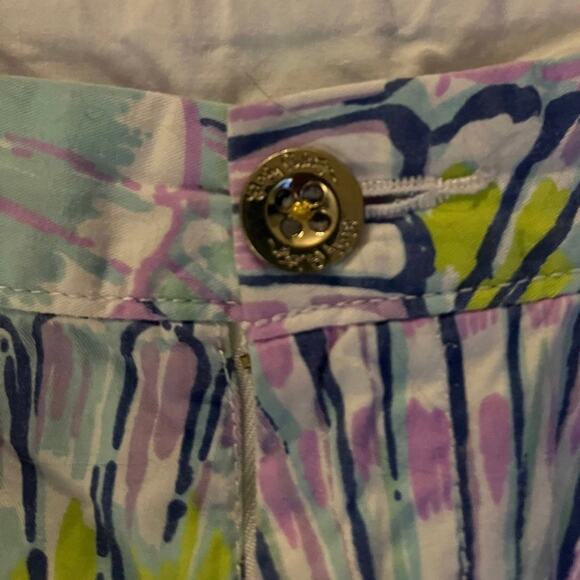 Lilly Pulitzer Women’s 2 The buttercup short - Picture 4 of 8